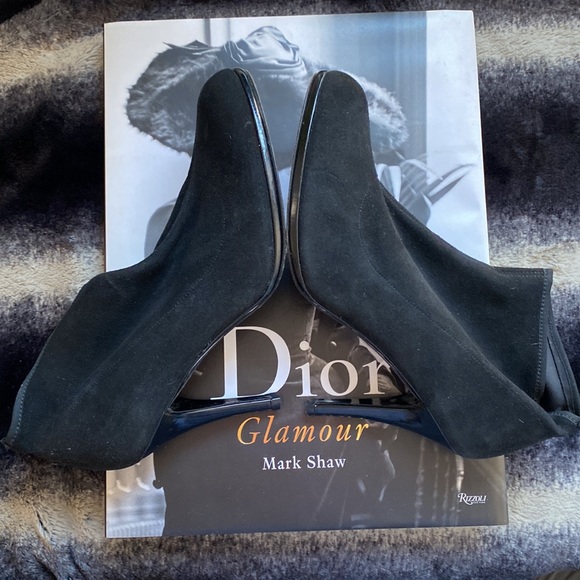 Stuart Weitzman Women's Suede Heeled Booties BLACK Size 9.5 - Picture 4 of 12